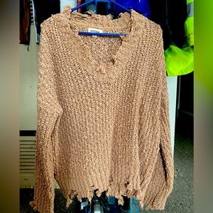 Small beige fringe sweater by ADORA